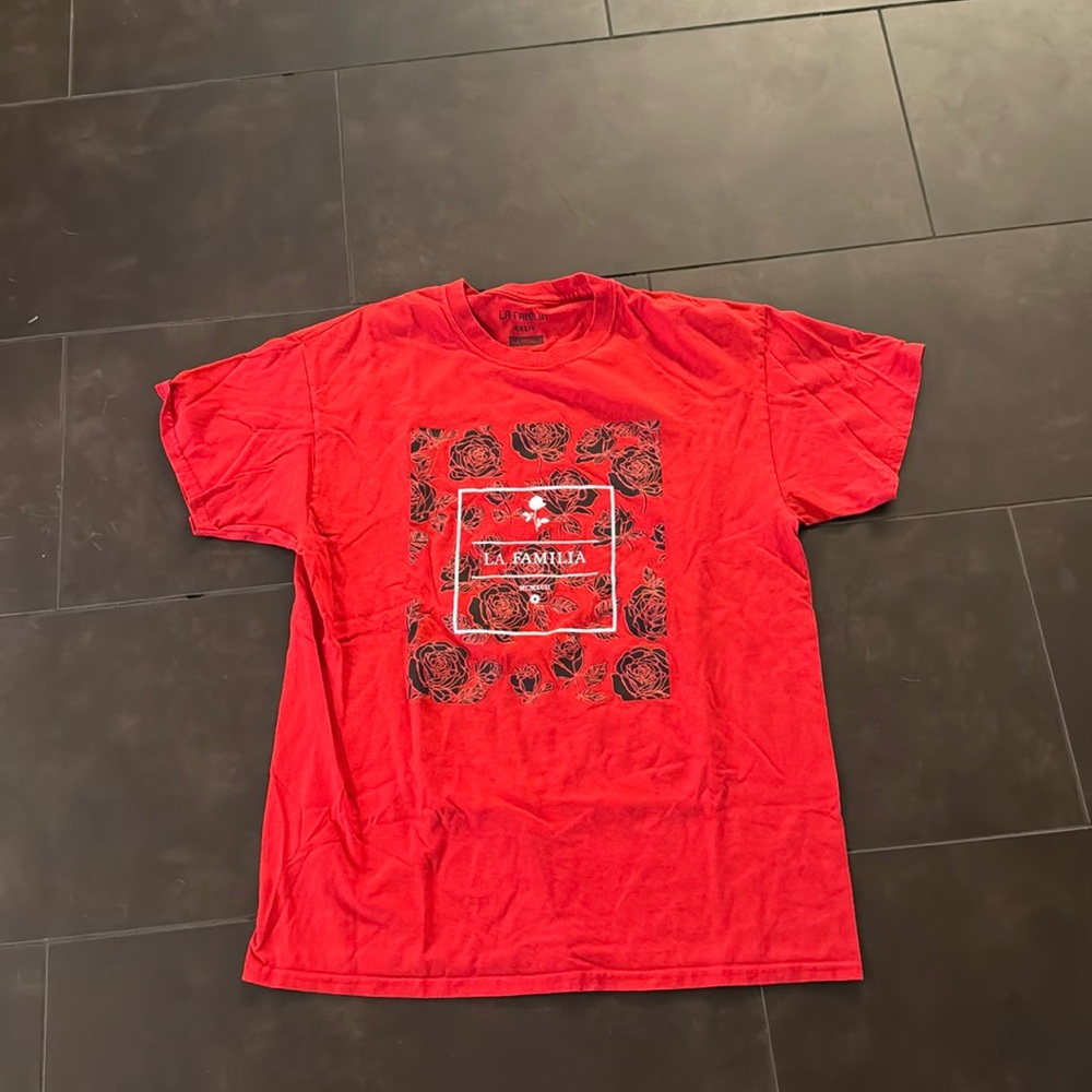 La familia shirt